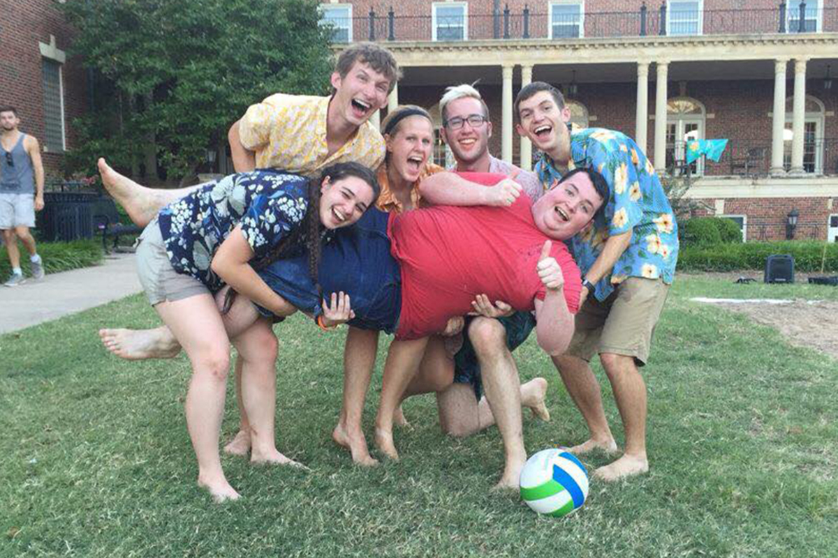 Honors students played volleyball outside Stout Hall.